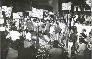 Passeata Contra o fechamento das Agências do Bandepe out. 91