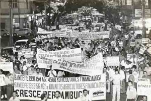 Passeata Contra o fechamento das Agências do Bandepe out. 91
