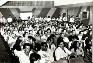 Campanha Salarial /92 – Assembleia dos Bancos Federais – 21/09/92 imagem fotos
