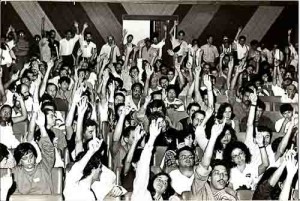 Campanha Salarial /92 – Assembleia dos Bancos Federais – 21/09/92 imagem fotos