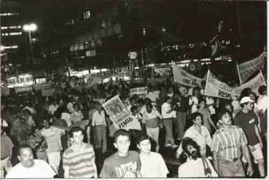 Passeata Impeachment Collor – out/92 Imagem fotos