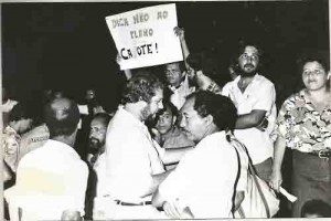 Plano Collor passeata e ato Público