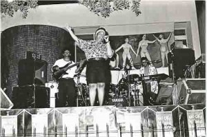 Festa 8 março 93 Imagem fotos