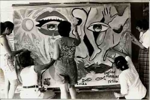 Festa de comemoração do dia Internacional da Mulher março 13/03/94 Clube de campo do Sindicato dos bancários de PE imagem fotos – diferente do ano passado, as artistas optaram pelas cores e formas subjetivas