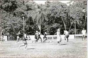 Festa de comemoração do dia Internacional da Mulher março 13/03/94 Clube de campo do Sindicato dos bancários de PE imagem fotos