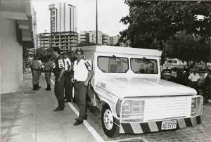 Coleta dos votos da Eleição do Sindicato dos bancários em outubro/94 Imagem fotos