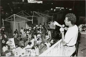 Diretores do Sindicato dos Bancários em protesto contra o caso Ricúpero – out/1994