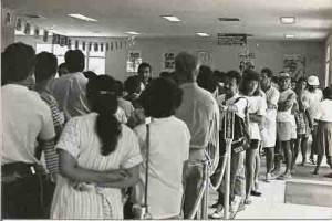 Campanha mais Bancários Menos Filas maio/94 projeto Portas de Segurança bancária Imagem fotos Bradesco