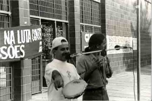 Banco Bandeirantes/Banorte – Ato em frente ao CENAB … bancários na luta contra as demissões