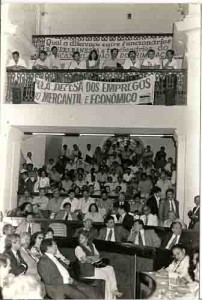 Ato contra a intervenção no Mercantil e Econômico – set/out - 95