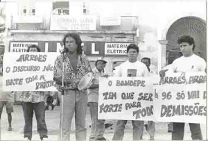 Manifestação contra as 1200 demissões no BANDEPE 8 à 11 / 96