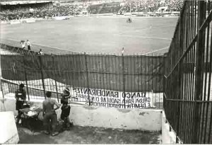 Incorporação Banorte pelo Bandeirantes Protesto na Ilha do Retiro REC – 1996 imagem fotos