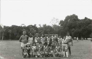 Dia Internacional da Mulher – 1996 – time de futebol