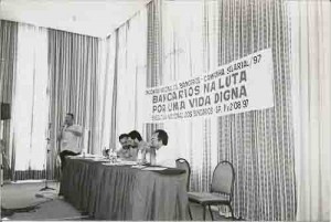 Encontro Nacional Bancários Campanha Salarial/97 SP
Marlos Guedes(Dir. Intersindical SEEC/PE) Microfone – 1 e 2 /08/1997