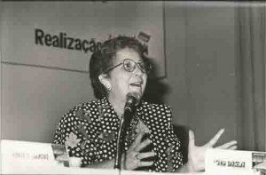 Seminário dos bancários maio/97 3º milênio Tânia bacelar - economista