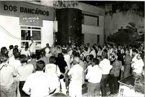 Assembléia Bandepe greve 1998  março – 400 pessoas imagem fotos