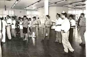 Manifestação Banco Real março/98 imagem fotos