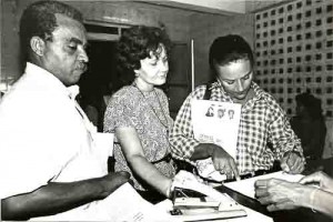 Assembléia do Bandepe 04/03/98 – 94 pessoas decidem esperar proposta banco – Dia 13