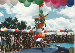 Reabertura Clube de Campo do SEEC/PE Brincando de Circo – festa das Crianças – 11/10/98 Imagem fotos – Ivaldo Bezerra