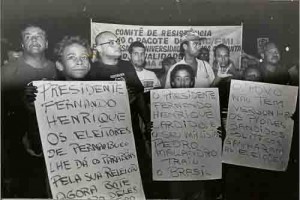 Caminhada contra o pacote e o Desemprego – Promoção da CUT – sexta-feira, 13/11/1998(Foto: Beto Oliveira)