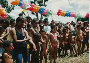 Reabertura Clube de Campo Sindicato do Bancários
Brincando de Circo – Festa das Crianças – 11/10/1998(Foto: Ivaldo Bezerra/Lumen)